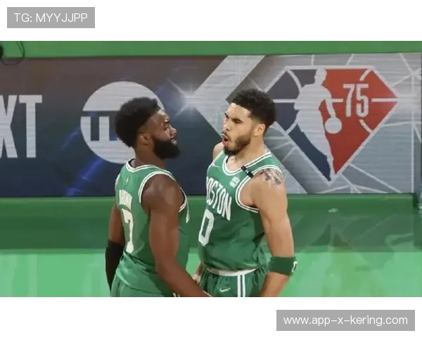 凯尔特人“双子星”更默契了！塔图姆布朗共享球权